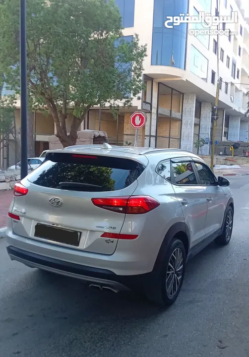 توسان فللل بدون. فتخه. بصمه. 4/4 فحص نخب بسعرررر حرق حرق