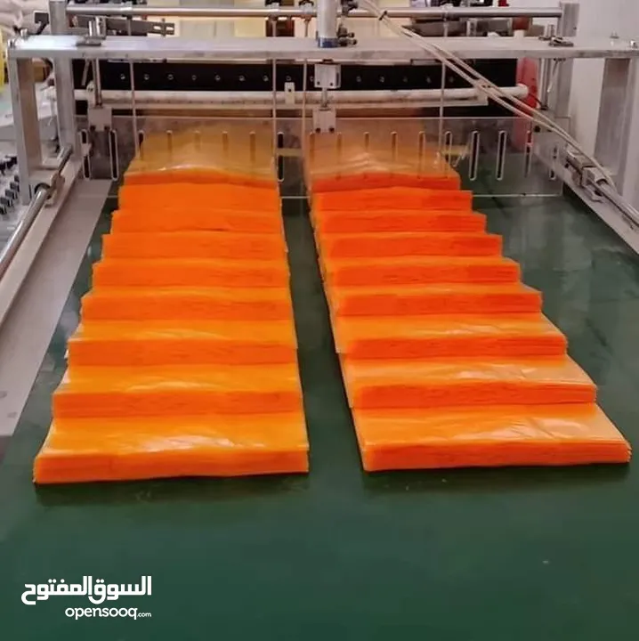 ماكينة تصنيع الشنط والاكياس البلاستيك