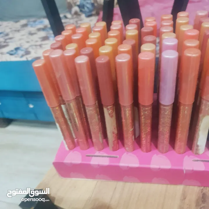 مواد تجميل جديدة نخب اول موديل جديد