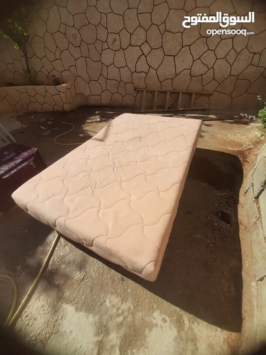 تخت مساج كهربائي