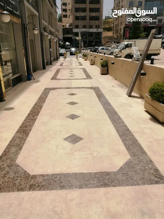 محل تجاري للإيجار أو للبيع مع سده في خلدا عمارة القدس امتداد شارع وصفي التل