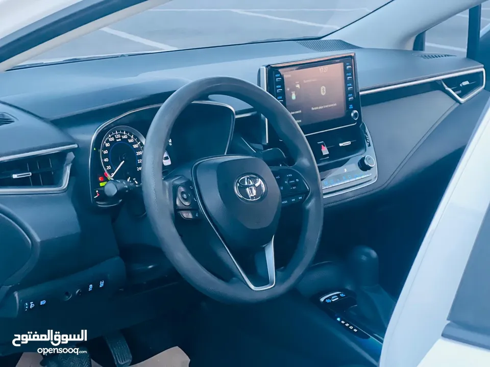 تيوتا كورولا هايبرد ترخيص 2022 فل بدون فتحة مميزة  ماتور 1800cc ( بنزين + كهرباء) 170Hp