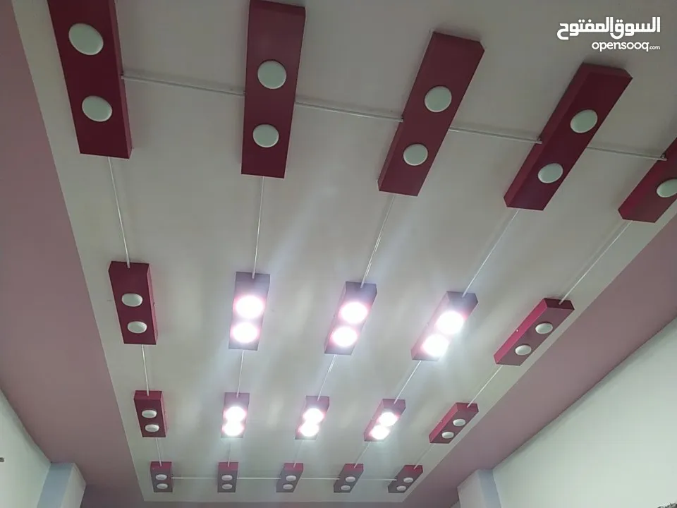 الدوار /مقابل التل الاخضر مجمع الحواري التجاري