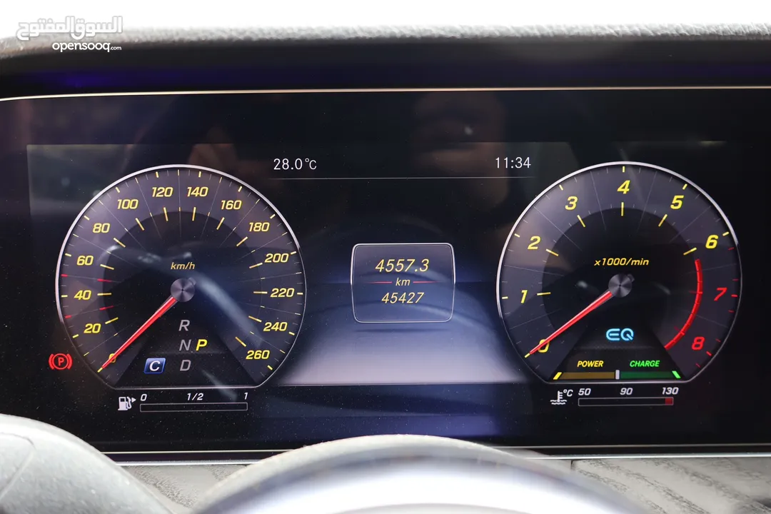 Mercedes E350 Coupe like brand new  بحالة الوكالة ممشى قليل