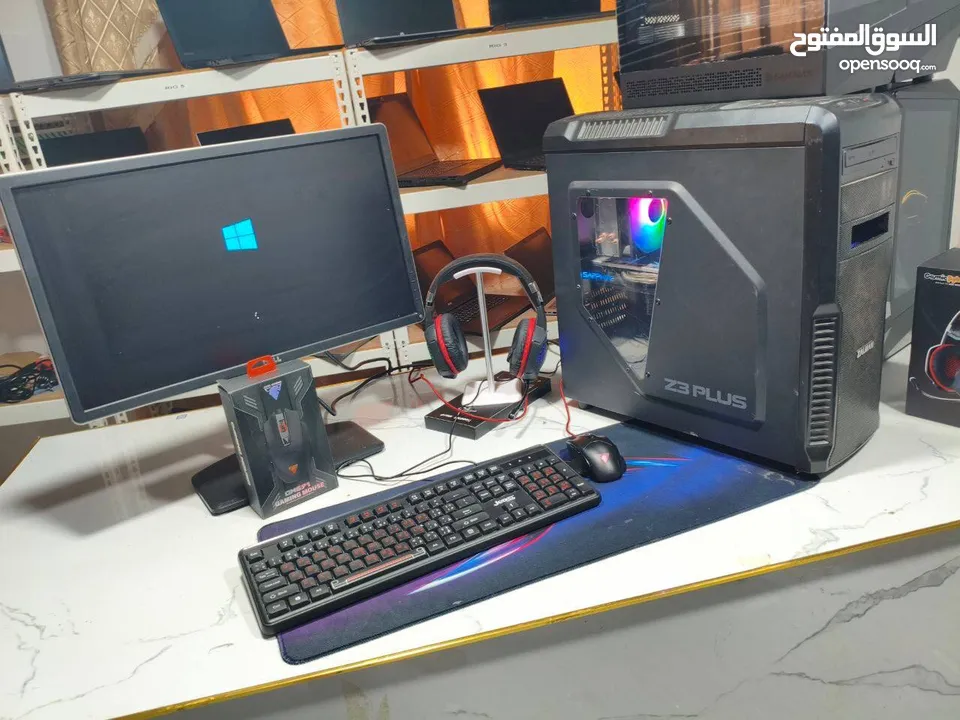 معالج  Intel Core i7 7700k.