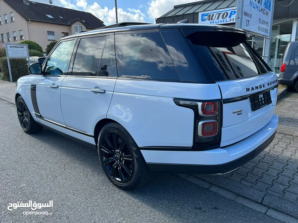 لاند روفر فوج 2021 ‏Range Rover Vougue Autobiography Black