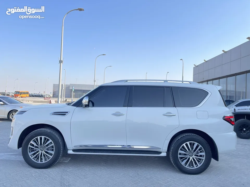 Nissan Patrol Platinum Full Option V6 GCC Space Radar Original Paint Full Service History 106,000 KM