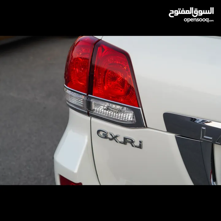 خليجيToyota land cruiser GXR 2011