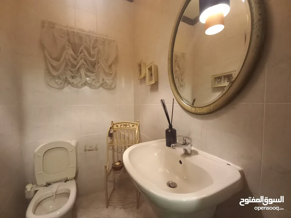 شقة مفروشة للإيجار 209م2 ( Property 19028 )-174847892