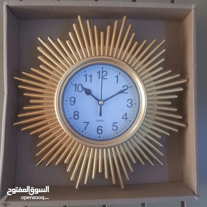 ساعة حائط للبيع بالجملة