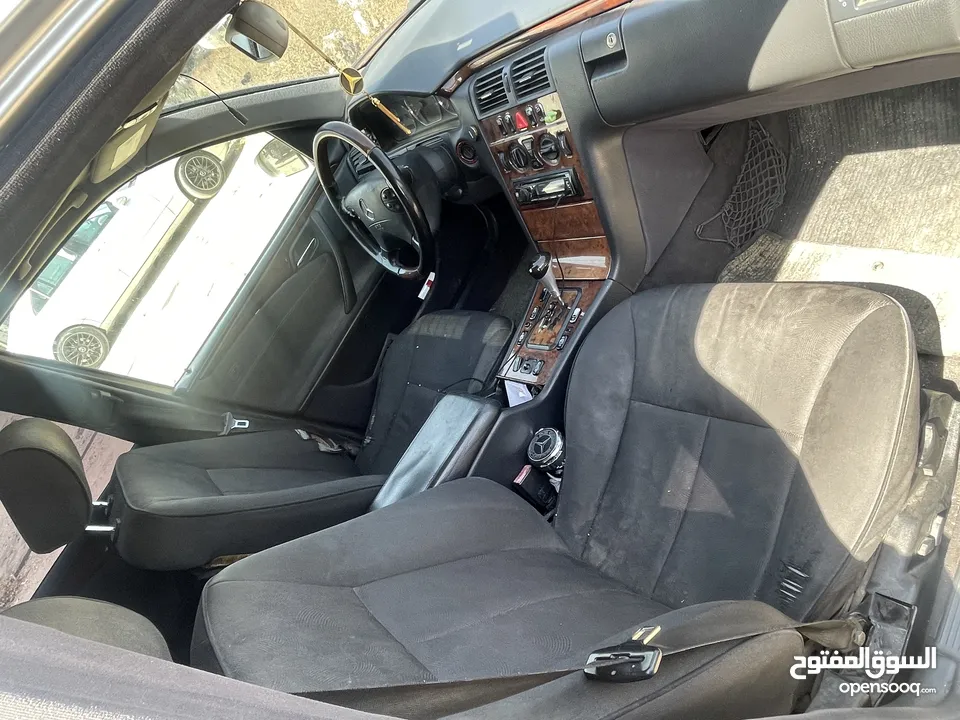 مرسيدس قرش ونص E270