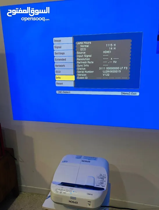 Epson EB-585Wi Ultra Short Throw Interactive Projector - Excellent Condition, Lightly Used