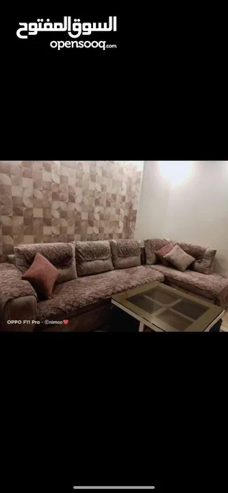 عبايات  وفساتين  وترنجات  وبياضات ركنه وانتريه  وكل اللي تحتاجيه وسوتات مختلفه بتبدء من 6.500 دينار
