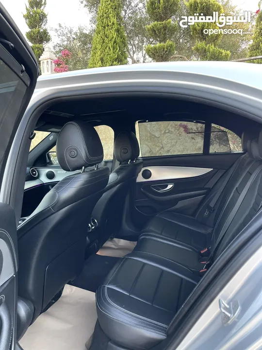 ‎‏E200  ‏ᄉ Mercedes-Benz ‏‎2017
