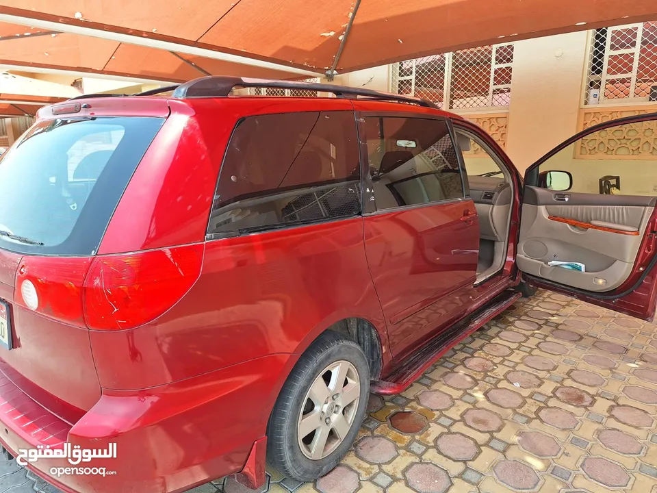 Toyota Sienna 2010