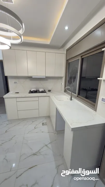 شقة سوبر ديلوكس للإيجار غير مفروش