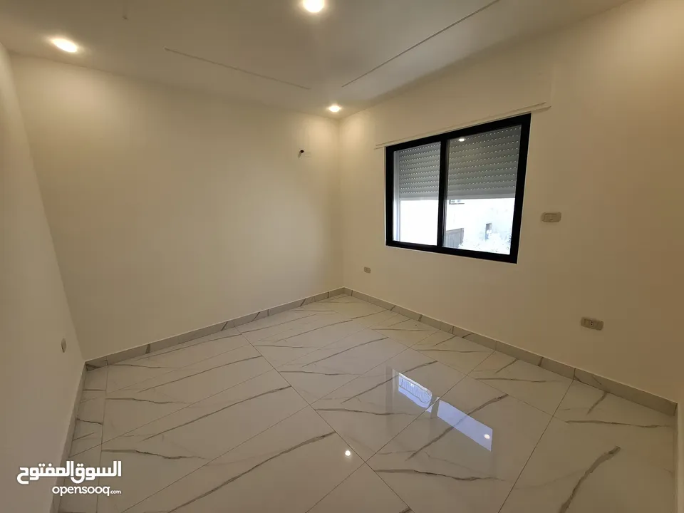 Unfurnished apartment for sale  ( Property 42728 )-174782803