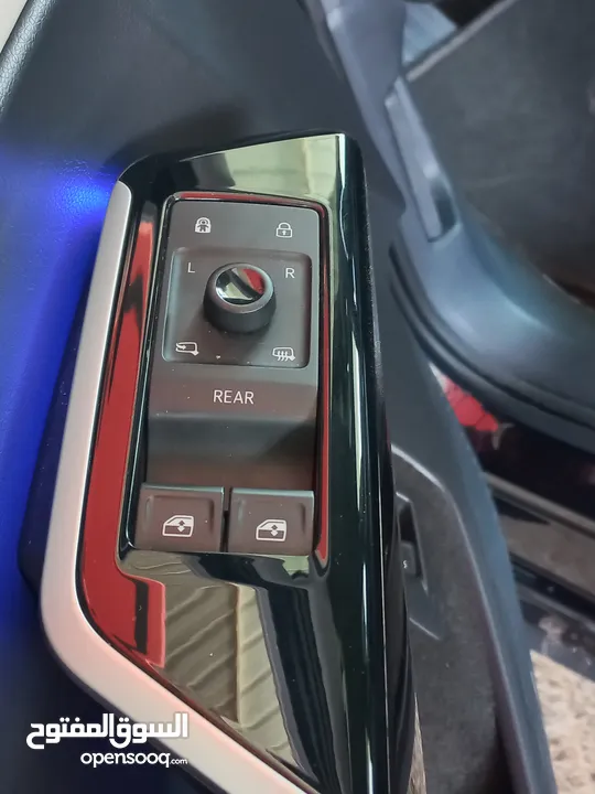 VOLKSWAGEN ID.6 PRO VIP 2023(فولكس فاجن )