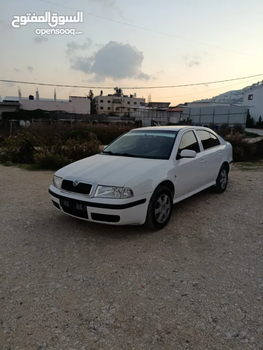 سكودا اوكتافيا منفوضه بالكامل 1900 ديزل تيربو