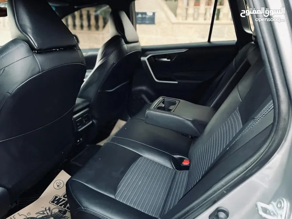 Toyota RAV4 Hybrid 2020 XSE lithium battery /فحص اتوسكور b+/ بانوراما اعلى صنف