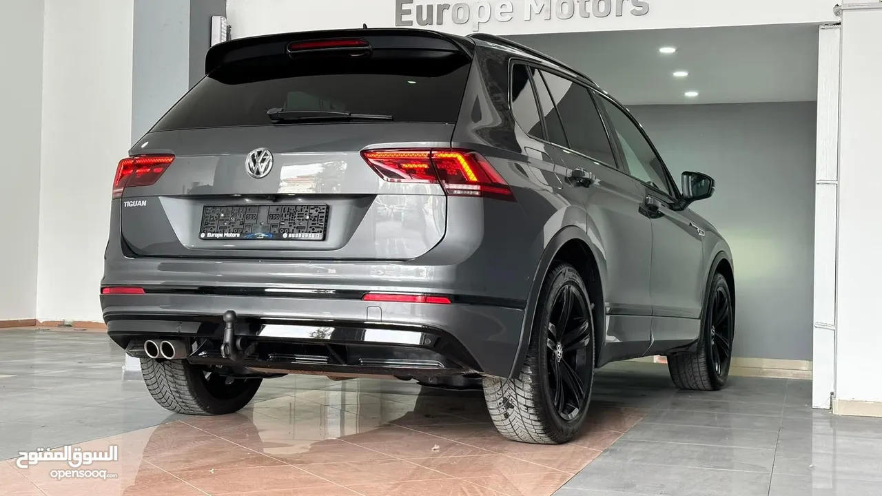 لمحبي التميز والذوق الرفيع VW Tiguan R-line   بالسعر المميز و بكامل الاضافات