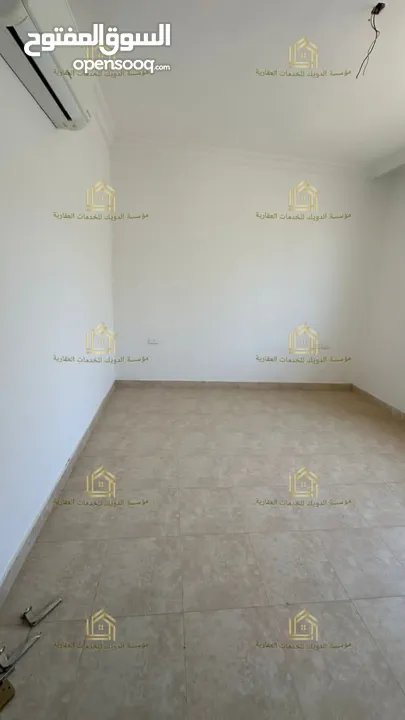 لم تسكن - ام أذينة - 3نوم 1ماستر - 200م - مطلة - قريبة من الخدمات - موقع مميز