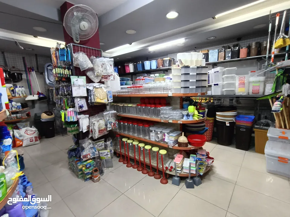 محل تجاري للبيع لعدم التفرغ،،