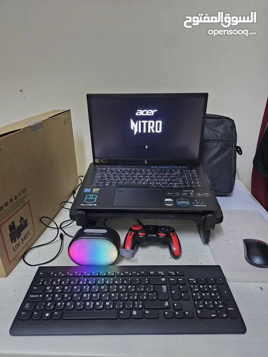 ACER NITRO V