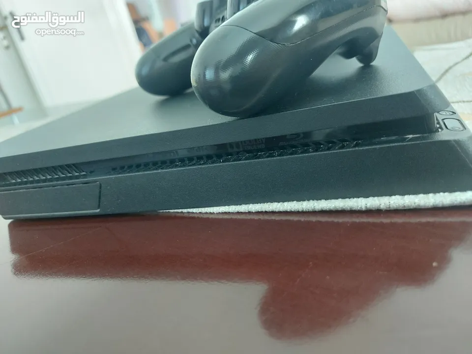 ps4 slim بليستيشن 4