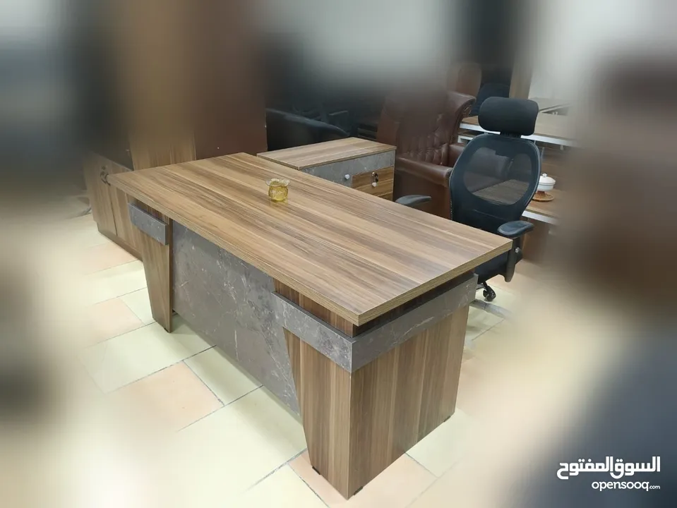 مكتب مدير بعدة الوان بسعر خيالي مع جانبية بادراج وطاولة فقط 100د والتوصيل مجاني