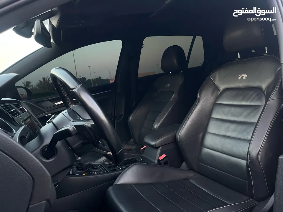 Volkswagen Golf R 4V gcc 2016
