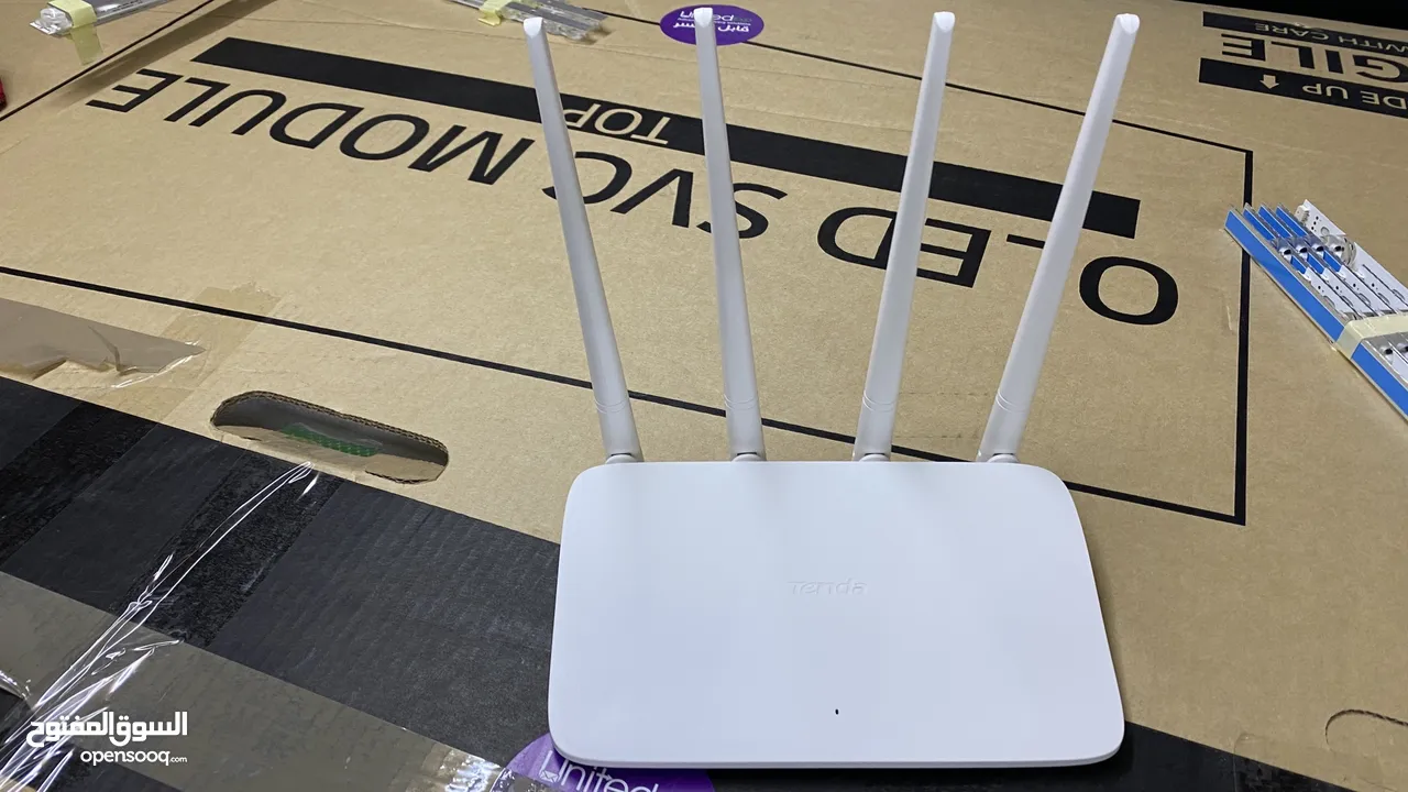 راوتر تندا العالمي بسعر العرض المختص بإنترنت الفايبر