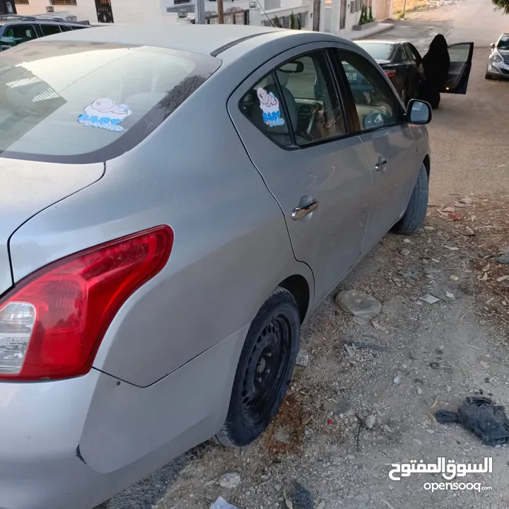 نيسان صني موديل 2012