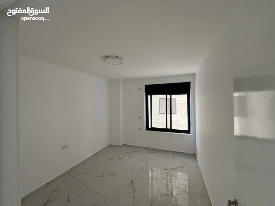 شقة جديدة للإيجار