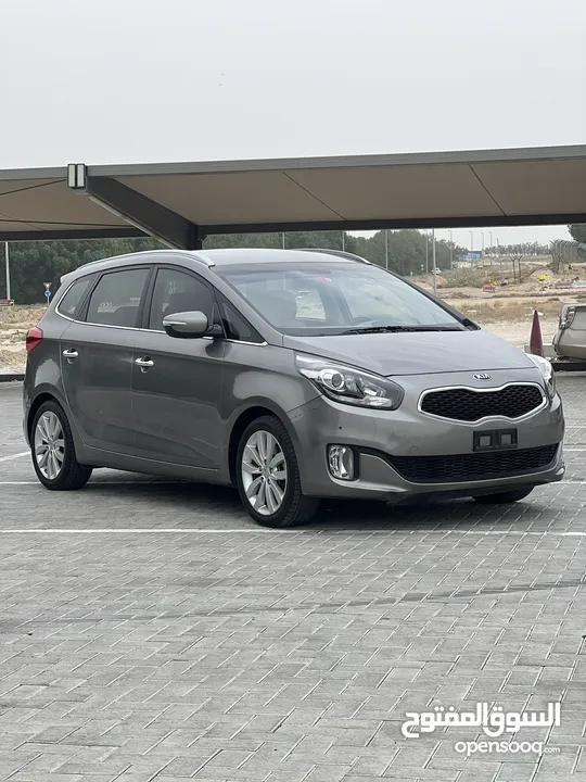 Kia carenz 2017/1.6/ Gcc