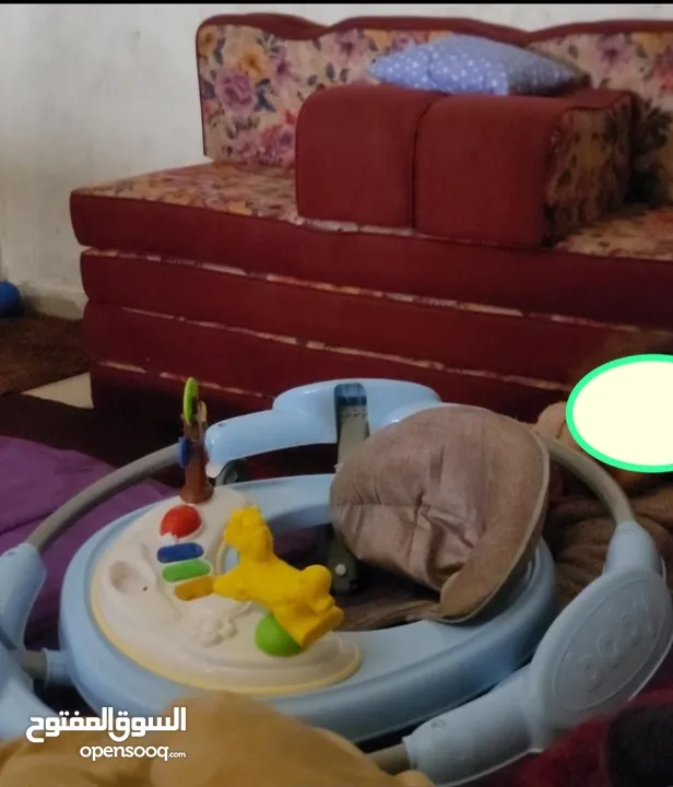 عربايه طفل مع سرير  مع مشايه