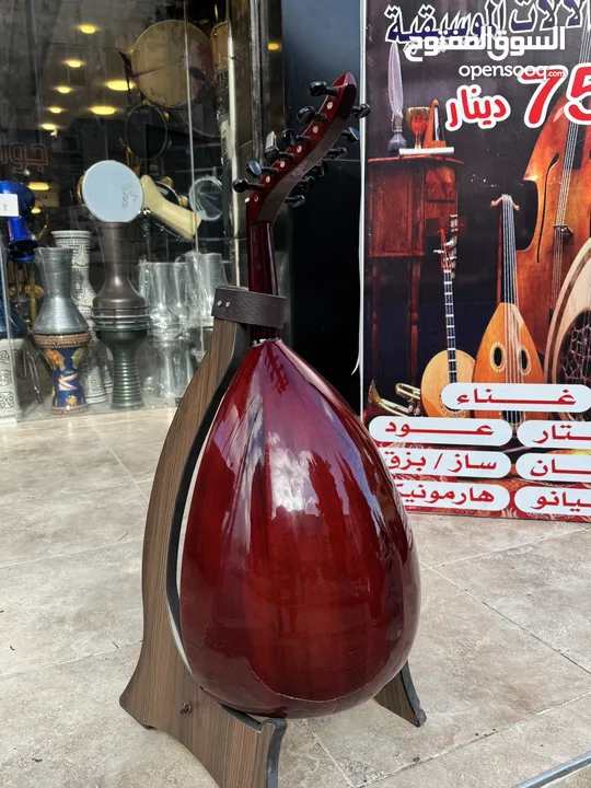 عود مصري جوهره الفن  ( كلاسيك ) مع شنته وريشه هديه
