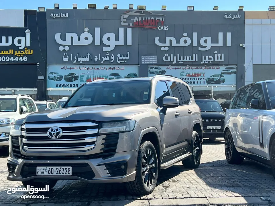 تويوتا لاند كروز GXR v8 توين تيربو موديل  2022 وارد الوكاله للبيع