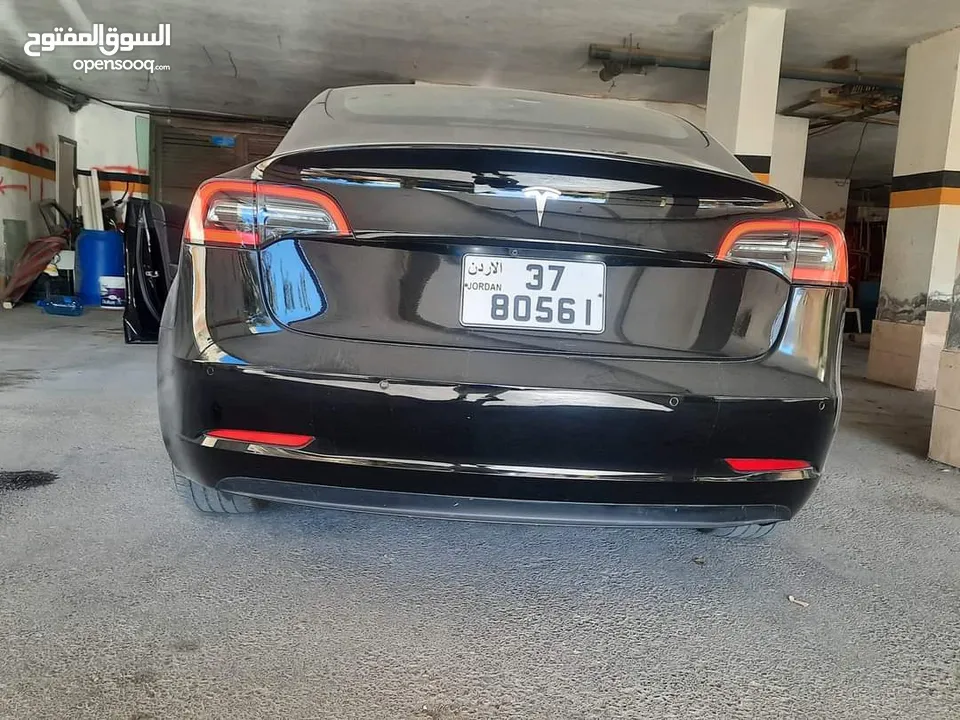 Tesla model 3 standard plus 2019