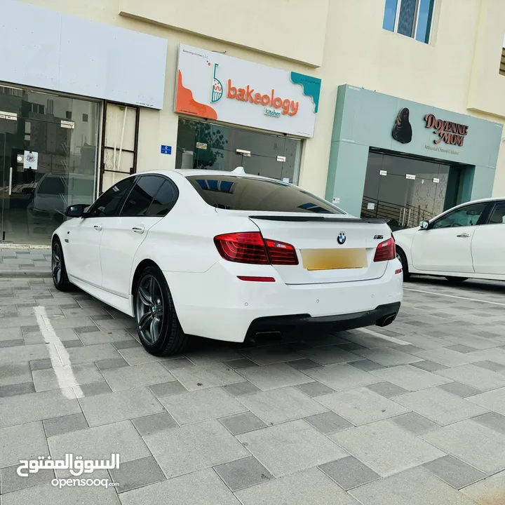 Bmw M550 model 2016 white colour very good condition car