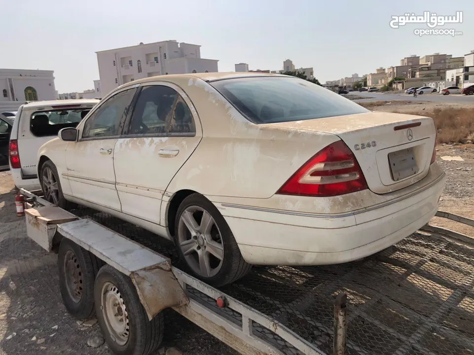 نشتري جميع انواع السيارات المعطلة والمصدومة والمنتهية والملغية من الشرطة والمتوقفة مدة في الكراجات