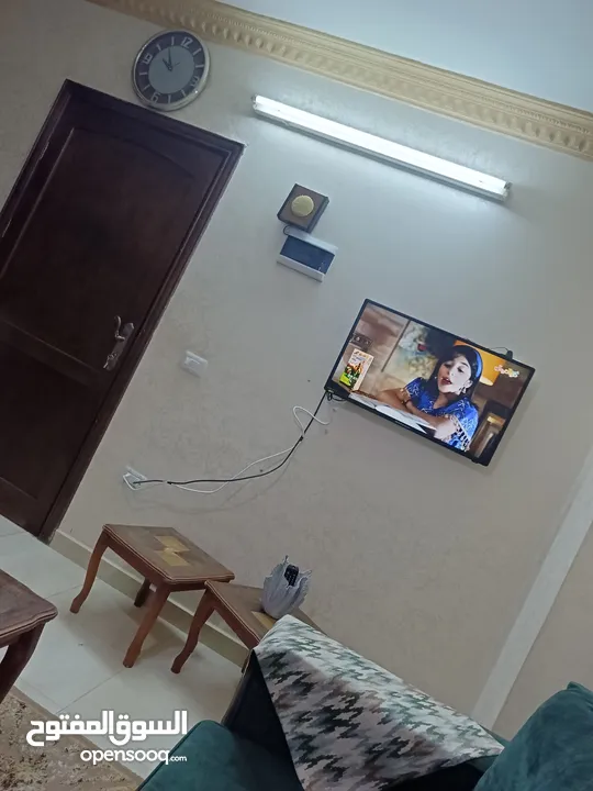 شقه مفروشه للايجار خلف المستشفى التخصصي اربد