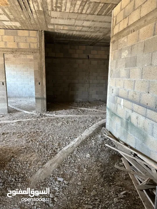 شقة عظم للبيع