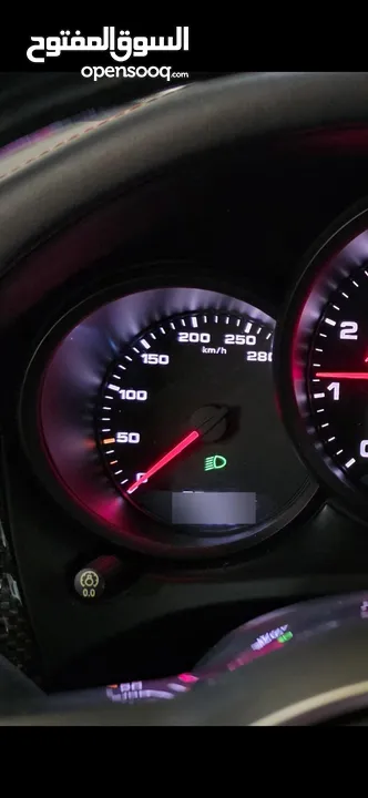 Porsche macan 2019  رمادي فاتح  وارد الوكاله مالك واحد   مواصفات خاصه ...مالك واحد  بسعر مميز