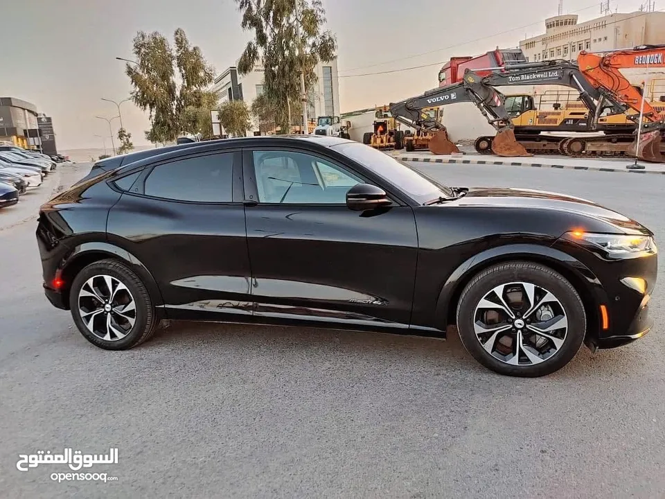 فورد موستنج بريميوم
