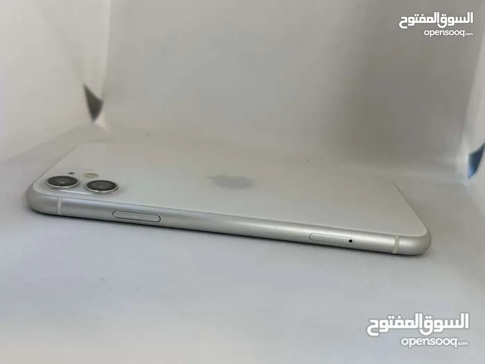 iPhone 11 64G وكاله بحاله الجديد