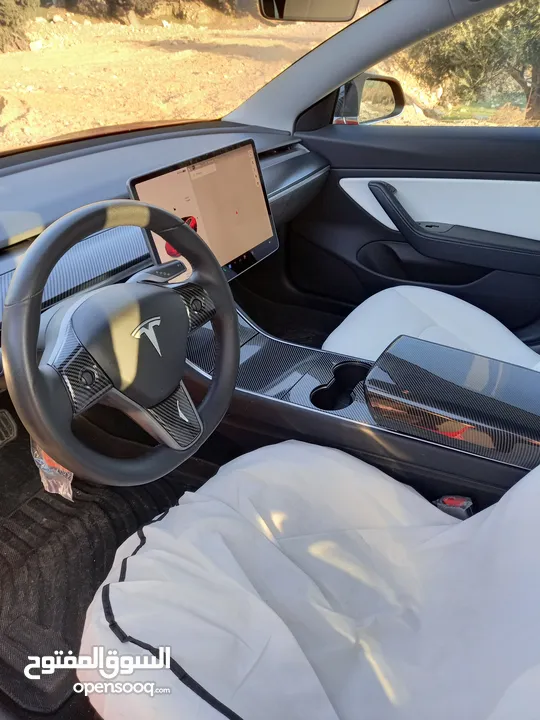 تيسلا موديل 3  2020 . tesla model 3 standard plus