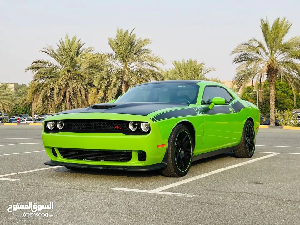 DODGE CHALLENGER 2018 with KIT SRT ORGINAL V8 MODEL