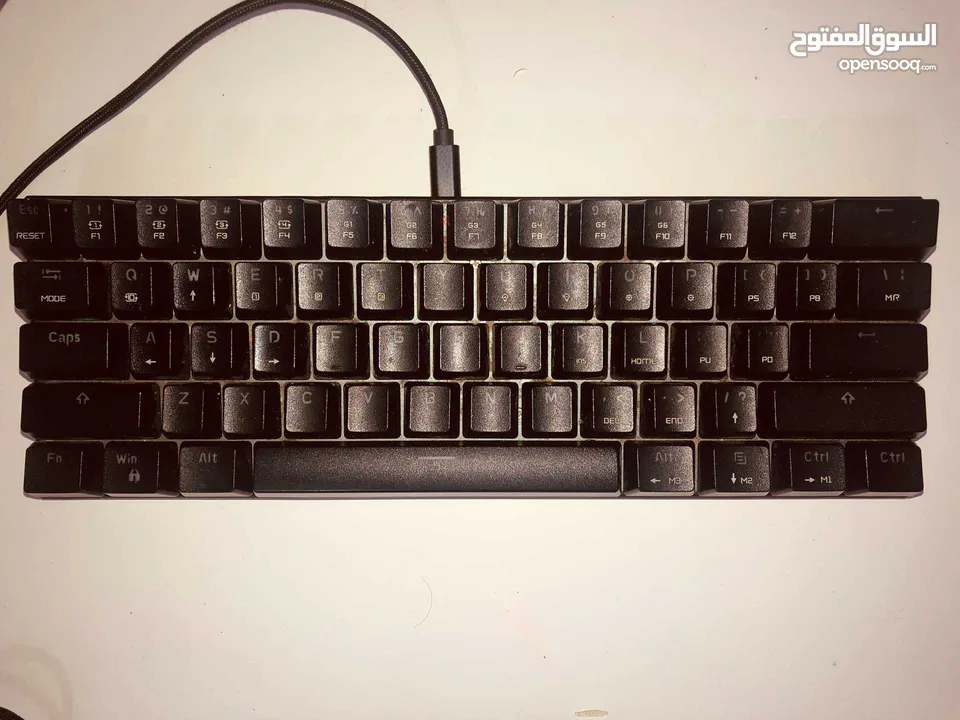 كيبورد جيمنغ للبيع بحاله ممتازه مستعمل صوت رائع وكيبورد رائع للالعاب وممتع وجيد للكتابه الوان مختلفه