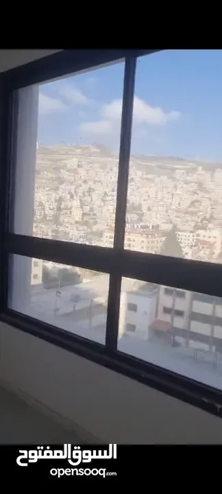 مكاتب ومحلات للبيع وسط رفيديا. منطقه حيويه اطلاله. مواقف سيارات  كوشان طابو